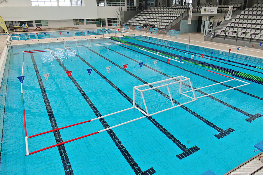 
Inflatable Portable Water Polo Field w/250cm Goals