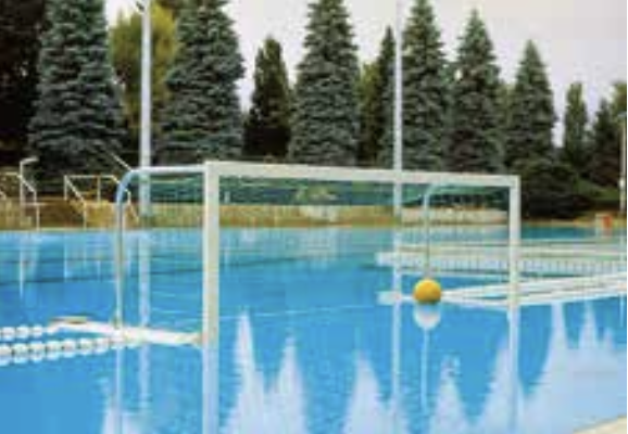 Waterpolo goals free floating
