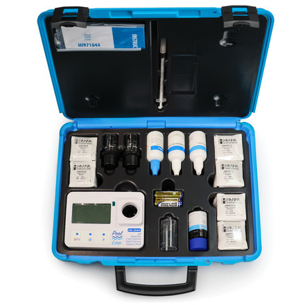 Pool Line photometer for free/total chlorine, cyanuric acid, and ph, with carrying case and reagents