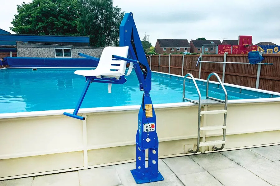 Vaste zwembad lift F100